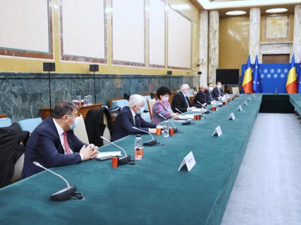 17.12.2021.Intalnire-premier-4